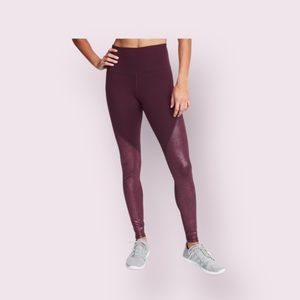 Old Navy Go-Dri Shimmer Compression Leggings